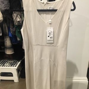 BRAND NEW: Armani Collezioni Dress Size 6